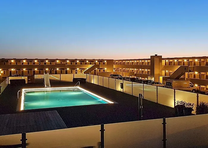 6 Person On A In * ブロックフス